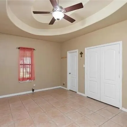 Image 8 - 443 Rio Grande Circle, L J Number 1 Colonia, Hidalgo County, TX 78516, USA - House for rent