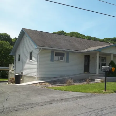 Buy this 3 bed house on 442 Independence Drive in Doran Addition, Sullivan County