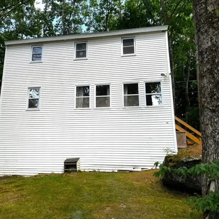 Image 3 - 10 Boulder Pass Rd, New Hampshire, 03244 - House for sale