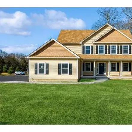 Buy this 4 bed house on 1 Royal Oak Lane in Wallingford, CT 06492
