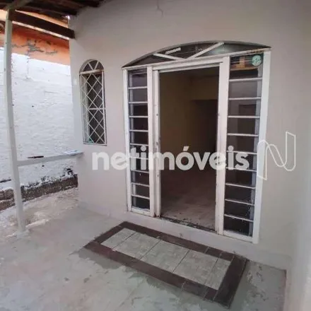 Buy this 2 bed house on Rua 9 de Julho in Jardim Terezópolis, Betim - MG