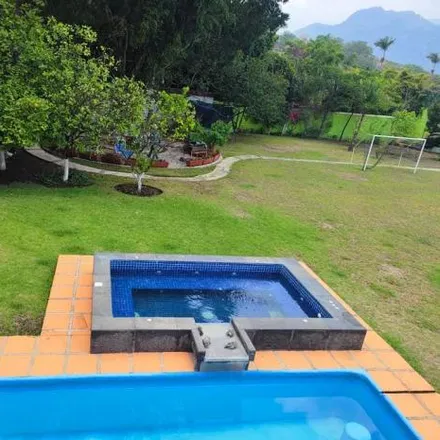 Rent this 4 bed house on Calle La Presa in 62520 Tepoztlán, MOR