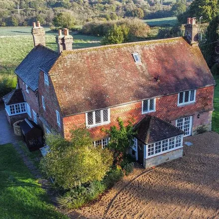 Rent this 6 bed house on The Ridge in Butcherfield Lane, Hartfield