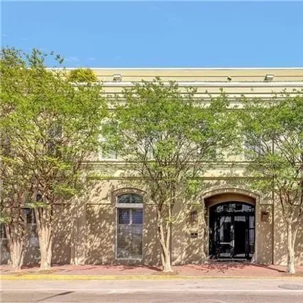 Rent this 2 bed condo on Architecture Building in Saint Joseph Street, New Orleans