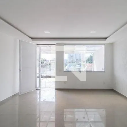 Rent this 2 bed house on Rua Monteiro Lobato in Bairro da Luz, Região Geográfica Intermediária do Rio de Janeiro - RJ