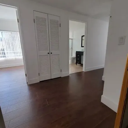 Image 6 - 1568 Amherst Avenue, Los Angeles, CA 90025, USA - Apartment for rent