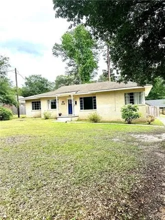 Buy this 4 bed house on 1608 Jewel Street in Pineville, LA 71360
