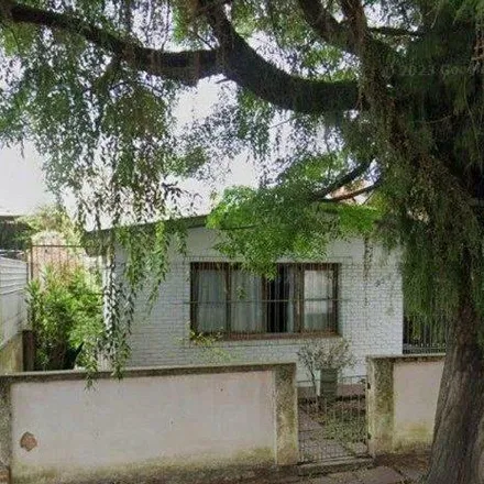 Buy this studio house on Rua Afonso Rodrigues in Jardim Botânico, Porto Alegre - RS