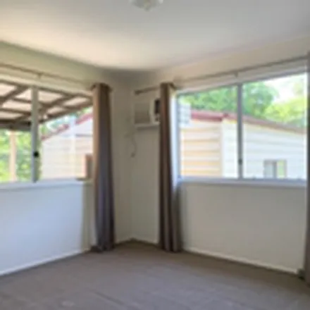 Rent this 4 bed apartment on Nolan Street in Dysart QLD 4745, Australia