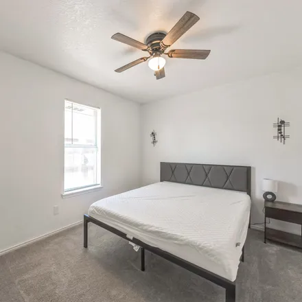 Rent this 1 bed room on Killeen