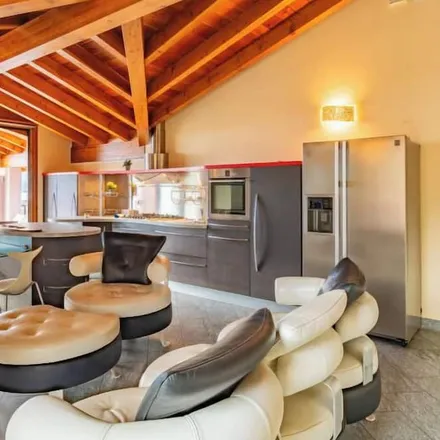 Image 3 - Gravedona ed Uniti, Como, Italy - Apartment for rent