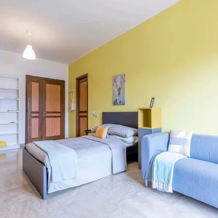 Image 3 - Via Felice Mendelssohn, 35132 Padua PD, Italy - Room for rent