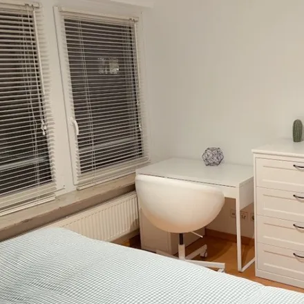 Image 2 - Parkstraße 11, 60322 Frankfurt, Germany - Room for rent