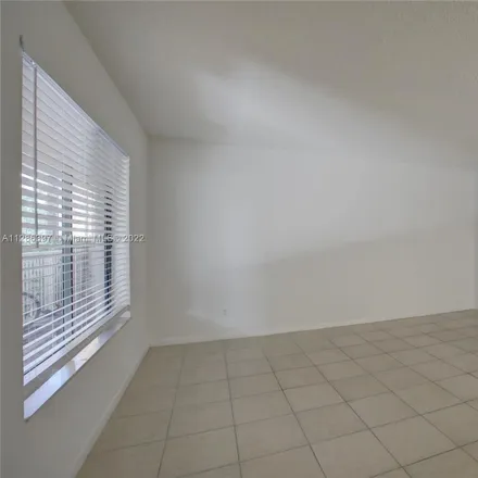 Image 4 - 6900 Southwest 39th Street, Davie, FL 33314, USA - Condo for sale