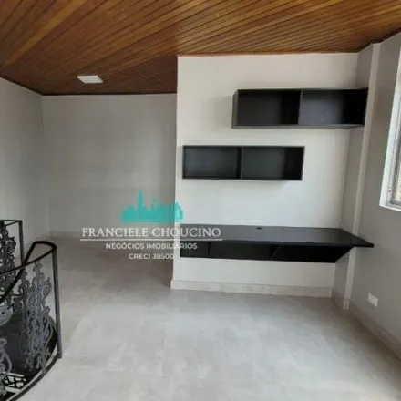 Buy this 3 bed apartment on Rua Guararapes in Higienópolis, Londrina - PR
