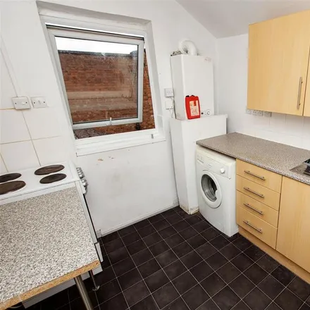 Rent this 4 bed house on 134 Raddlebarn Road in Selly Oak, B29 6HQ