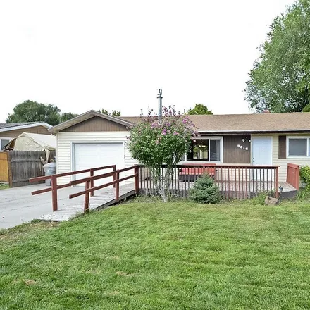 Buy this 3 bed house on 3004 South Colorado Avenue in Caldwell, ID 83605