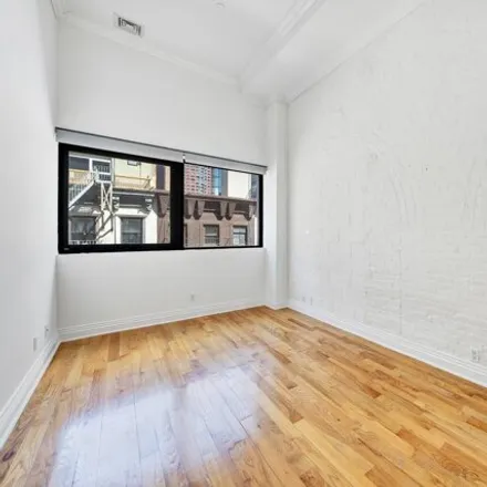 Image 5 - Takahachi Bakery, 25 Murray Street, New York, NY 10007, USA - Condo for sale