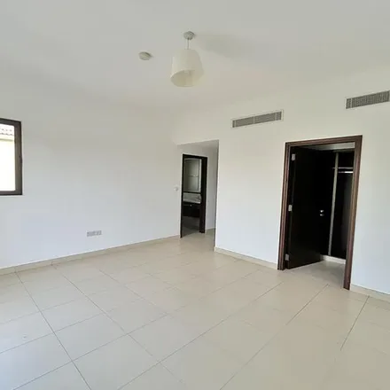 Image 7 - unnamed road, Al Yalayis 1, Dubai, United Arab Emirates - Apartment for rent