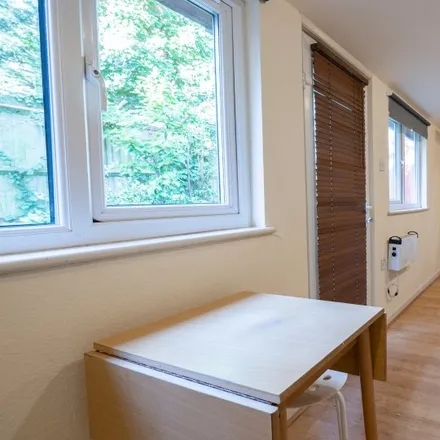Rent this studio apartment on Dartmouth Road in London, NW2 4RT