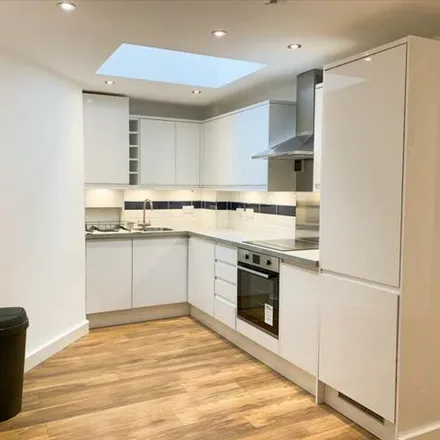 Rent this 2 bed house on Saint Andrews Road in London, W3 7NF
