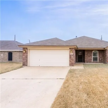 Rent this 4 bed house on 4212 Jim Ave in Killeen, Texas