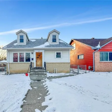 Buy this 4 bed house on 1651 North Dieter Street in Saint Paul, MN 55106