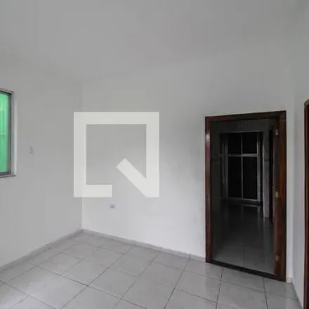 Rent this 2 bed house on Rua Celestino in Juscelino, Região Geográfica Intermediária do Rio de Janeiro - RJ