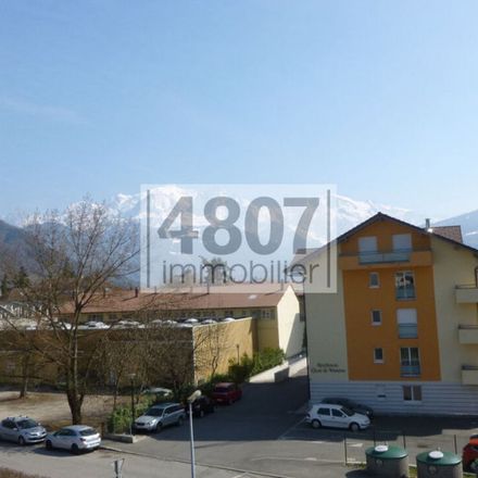 Rent this 2 bed apartment on Route de Champ Devant in 74700 Sallanches, France