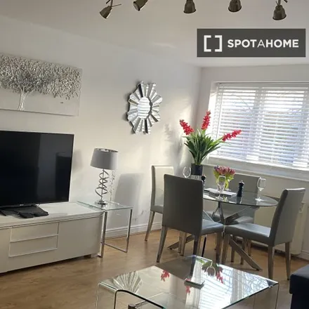 Rent this 2 bed apartment on Tolhurst Apartments in Artillery Place, London