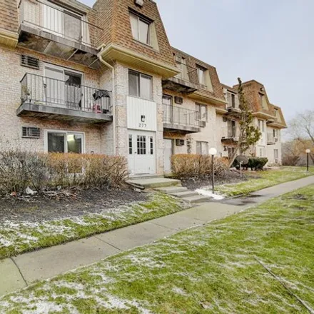 Rent this 1 bed condo on 261 Shorewood Drive in Shorewood, Glendale Heights