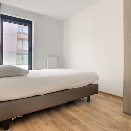 Rent this 2 bed apartment on Allée Verte - Groendreef 2 in 1000 Brussels, Belgium