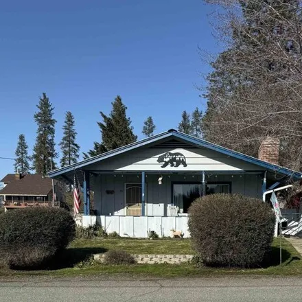 Buy this 3 bed house on Sterling Street in Fort Jones, Siskiyou County