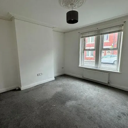 Image 3 - Lesbury Street, North Shields, NE28 0JX, United Kingdom - Apartment for rent
