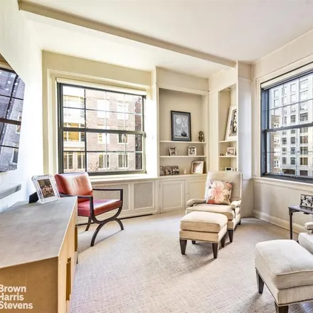 Image 5 - 25 EAST END AVENUE 5E in New York - Apartment for sale