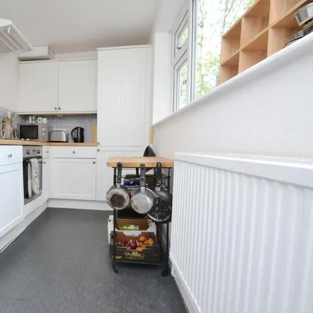 Image 3 - 35 Limes Grove, London, SE13 6LG, United Kingdom - Apartment for rent