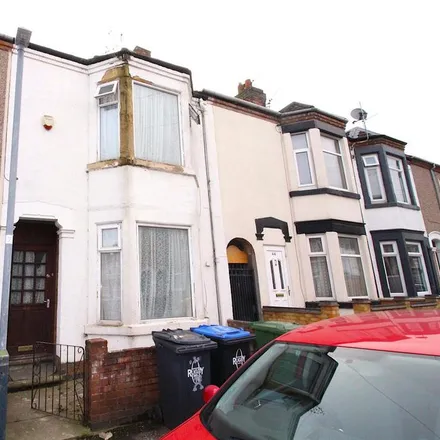 Rent this 3 bed townhouse on Rowland Street in Rugby, CV21 2BW