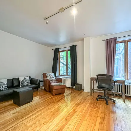Rent this 1 bed apartment on 3543 Rue Durocher in Montreal, QC H2X 1W1