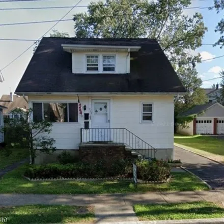 Rent this 3 bed house on 337 Myrtle Avenue in Garwood, Union County