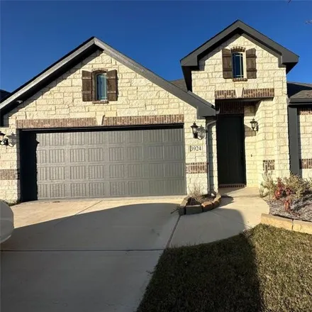 Rent this 4 bed house on unnamed road in Kaufman, TX 75142