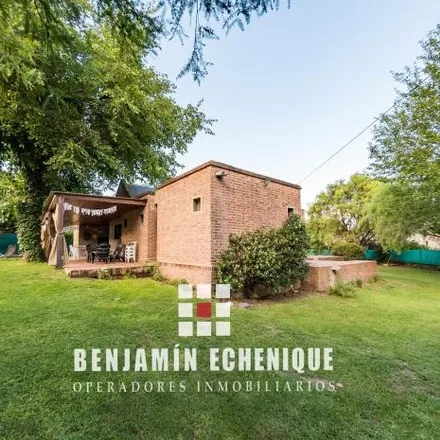 Buy this 3 bed house on 12 de Octubre in Lomas Este, Villa Allende