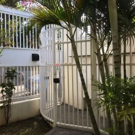 Buy this 2 bed house on Avenida Senador Vergueiro in Rudge Ramos, São Bernardo do Campo - SP