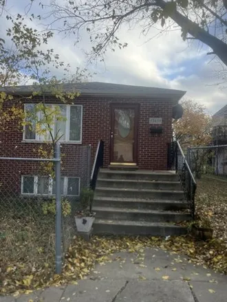 Buy this 3 bed house on 13439 South Brandon Avenue in Chicago, IL 60633