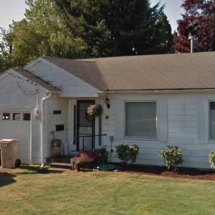 Rent this 2 bed house on Lebanon in OR, 97355