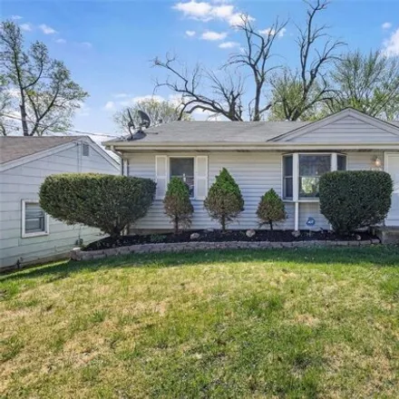 Buy this 2 bed house on 180 Bascom Drive in Hazelwood, MO 63135
