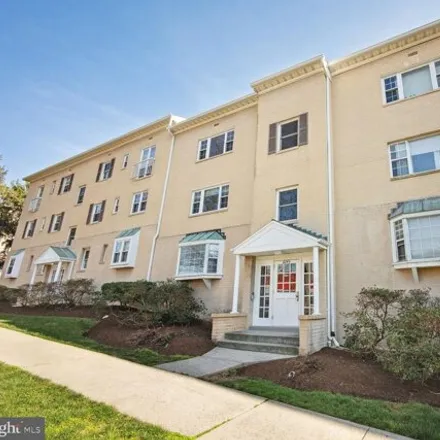 Image 2 - 6243 Wilson Boulevard, Seven Corners, Falls Church, VA 22044, USA - Condo for sale