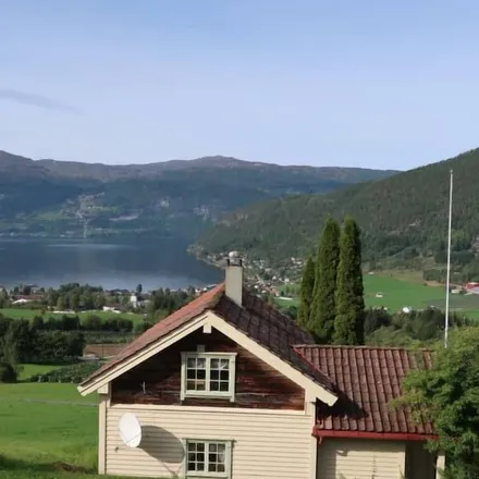 Image 9 - 6793 Innvik, Norway - House for rent