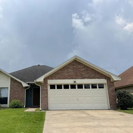 Buy this 3 bed house on 9665 Meadowbrook Dr in Beaumont, Texas