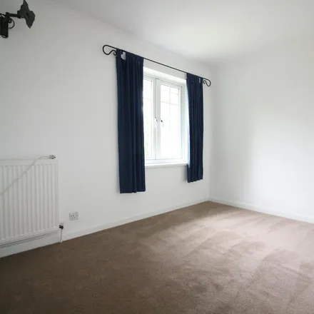 Image 7 - Linkfield Lane, Redhill, RH1 1JH, United Kingdom - Townhouse for rent