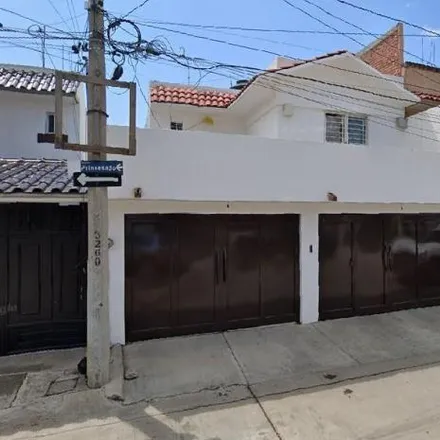 Buy this 4 bed house on Calle Princesado 118 in Real Providencia, 37234 León